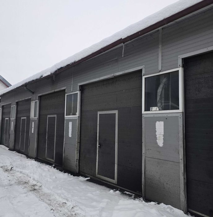 Închiriez hala metalica , birou si spatiu parcare auto si depozitare