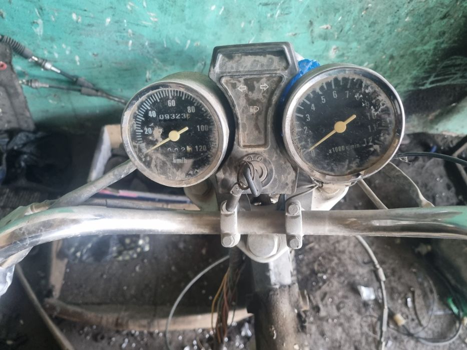 Мопед продам на запчасти