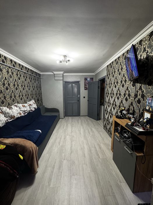 Продам квартиру с участком