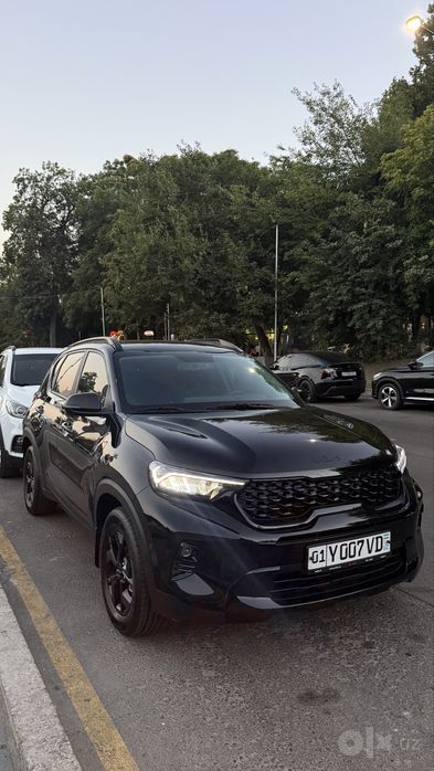 Kia Sonet 2026 full black edition sotiladi