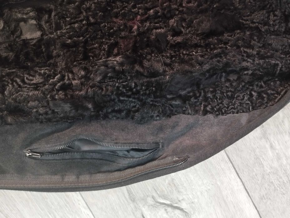 Жилетка, пальто, дублёнка, куртка, ветровка