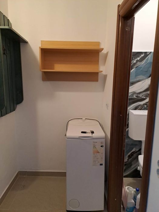 Închiriez garsonieră