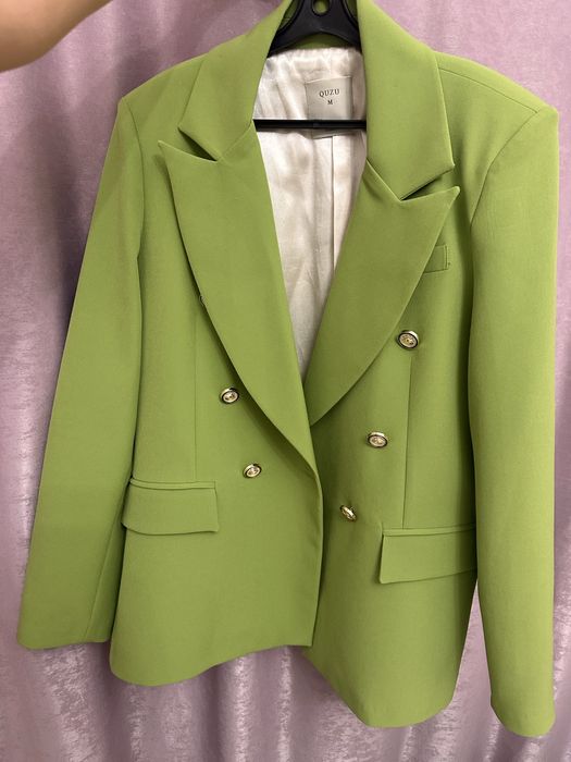 Продам пиджак в отличном состоянии