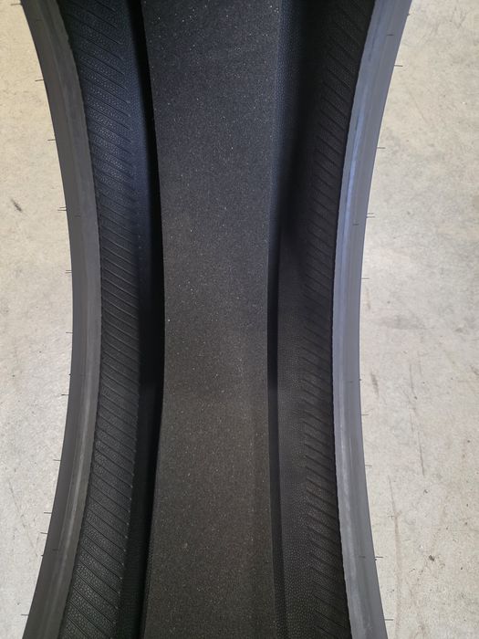 255/45R19 104W 4бр.Hankook ev TO  Performance Неразличими от НОВИ-DEMO