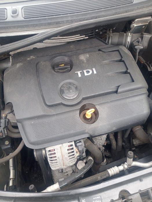 Dezmembrez Skoda Fabia 2