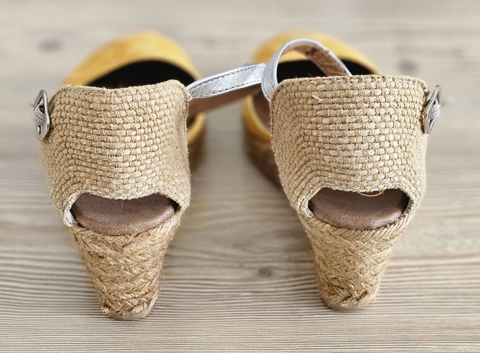 Страхотни дамски сандали