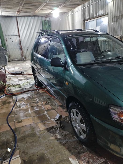 Продам Тойота Пикник