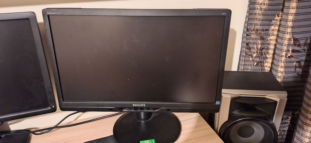 Lenovo Thinkcenter M700 SFF