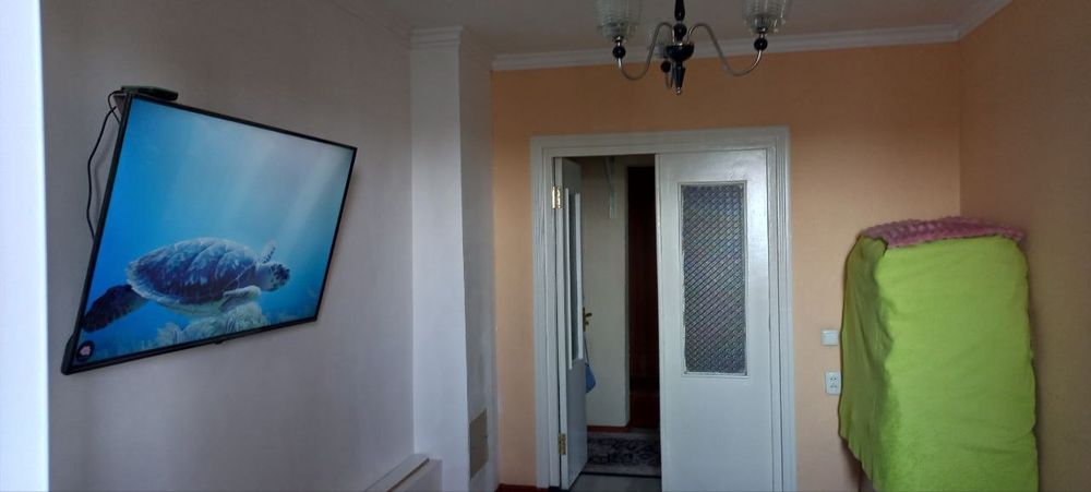 продам квартиру на 8 квартале в хорошем месте