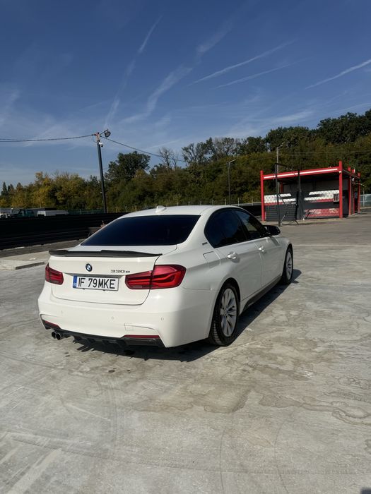Bmw f30 330e 2016