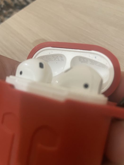 продам наушники airpods 2 original