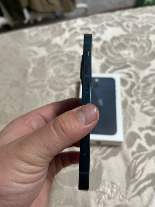 Продам iphone 13 mini