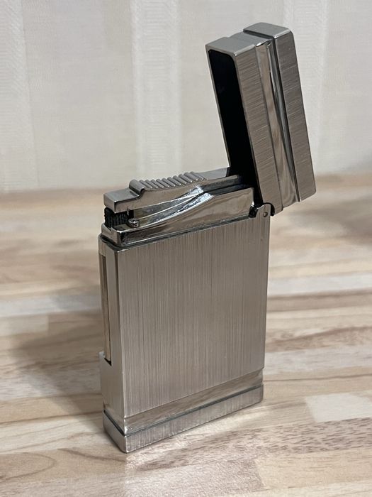 Зажигалка S.T.Dupont Paris