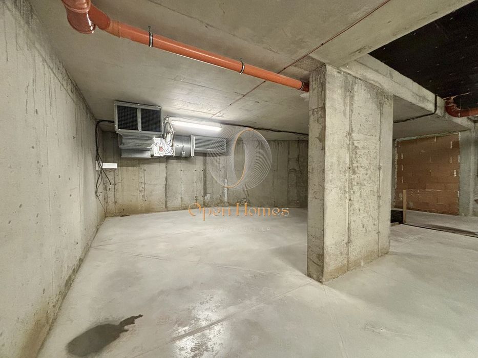 Тристаен пред акт 16 в Манастирски ливади – Запад