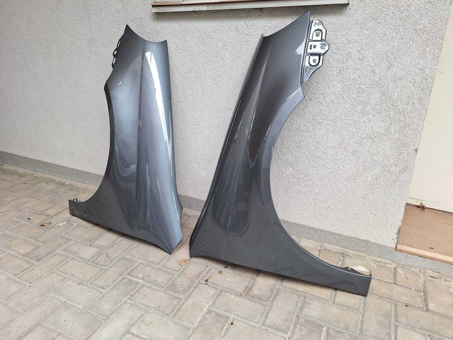 Aripa Fata Dreapta & Stanga VW Jetta 3 An 2005-2011 Vopsita Gri Inchis