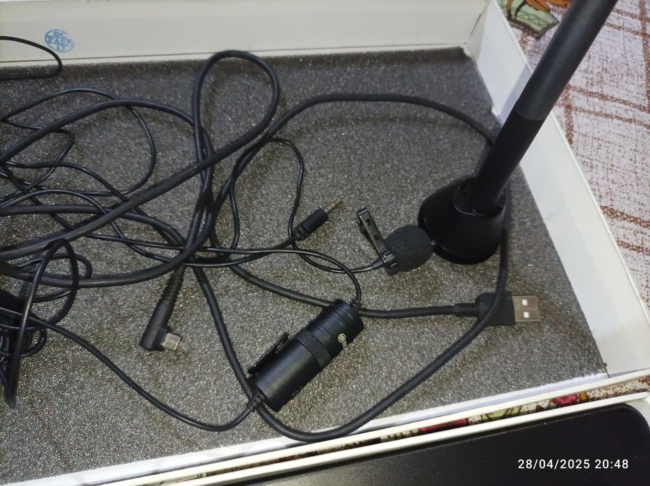 Grafichiskiy planshet HUION