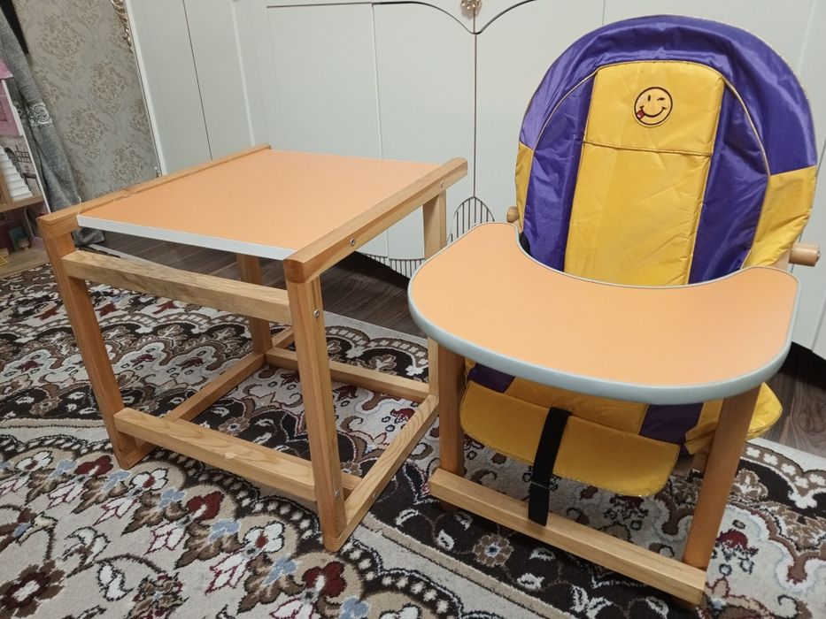 Стол для кормления ребенка