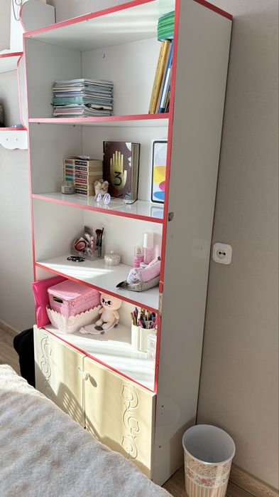 Мебель в детскую комнату