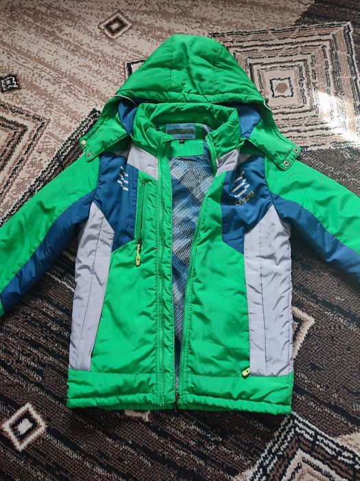 Продам куртку.,для мальчика