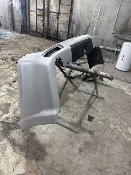 Продам задний бампер на паджеро 3