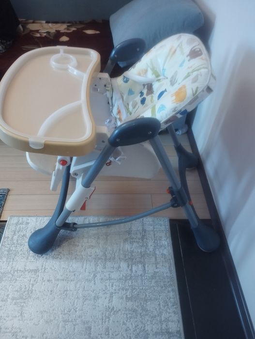 Продается детский стульчик для кормления.