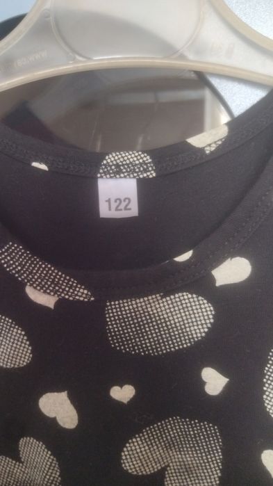 Рокля на сърца за момиче ръст 122