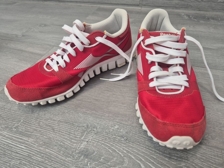 Adidasi Reebok  .!!!!