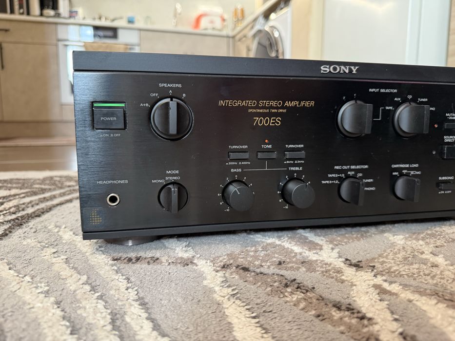 Sony TA-F700ES Висок клас стерео усилвател
