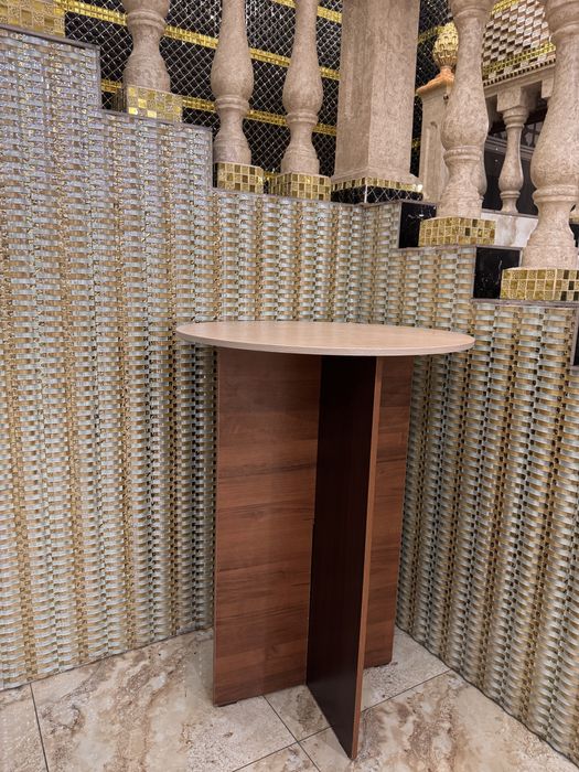 Стол для фуршета