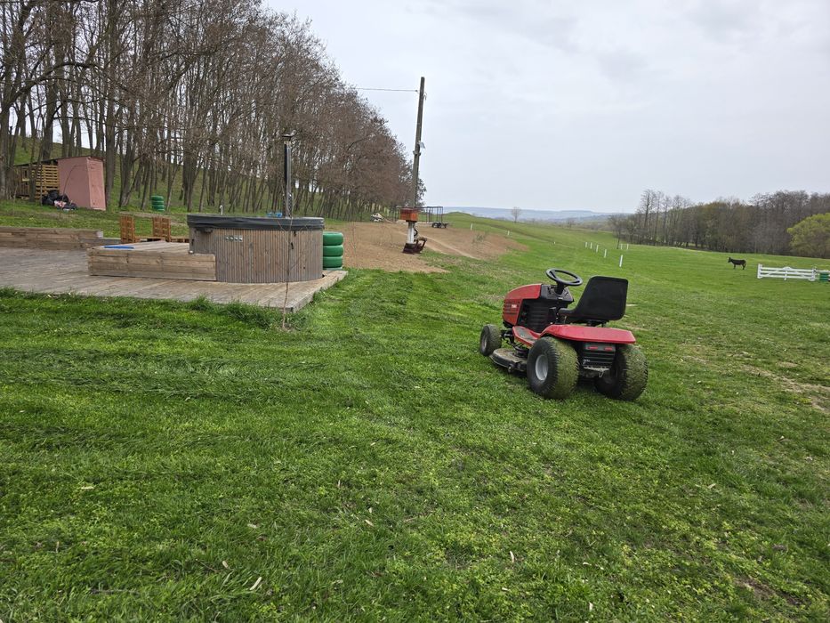 Tractoras gazon 16cp 105diametru