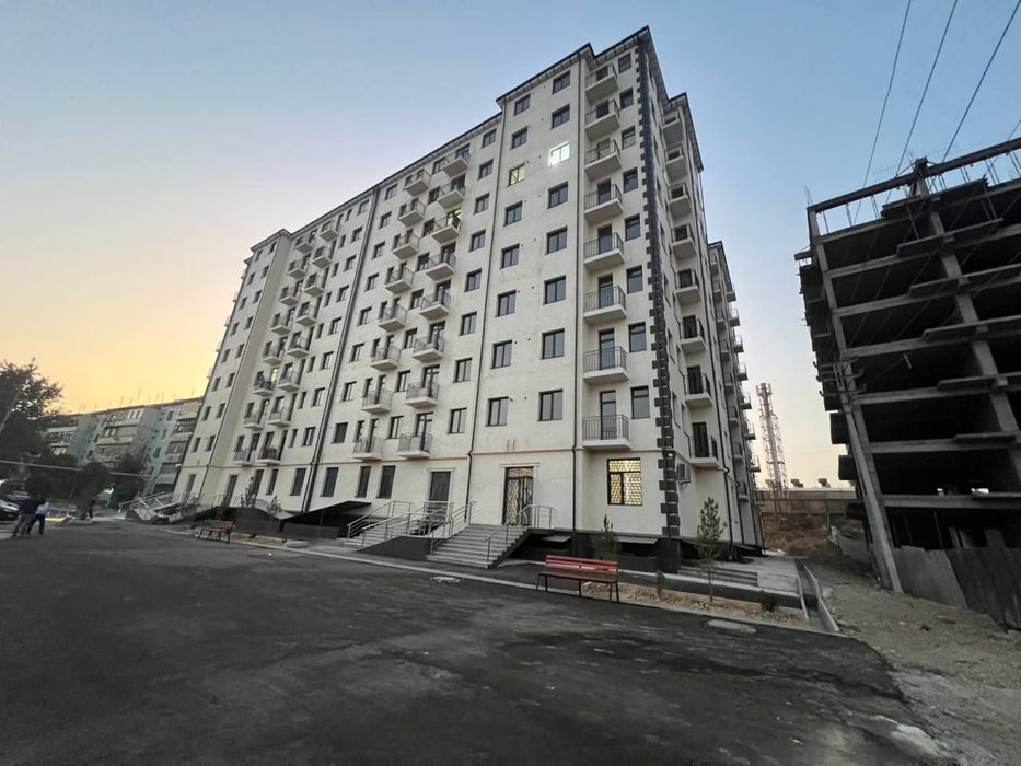 Чирчик.  Новостройка. Продажа. 2 х комнатная каробка