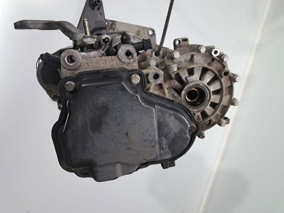 Cutie viteze manuala 5 trepte  Volkswagen Golf 6 (5K1) [Fabr 2009-2013