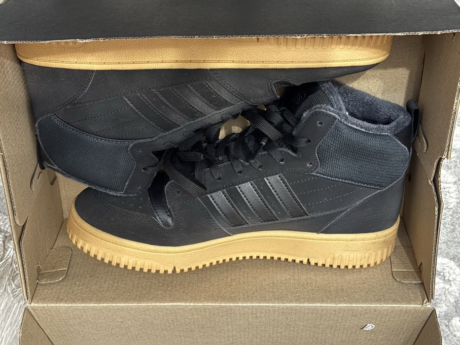 Продам Adidas оригинал