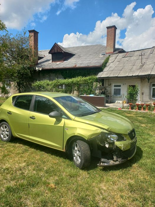 Seat  ibiza  accidentat