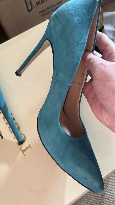 Продаю кожаные туфли