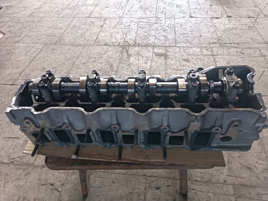 Головка блока  ГБЦ 4m40 всборе