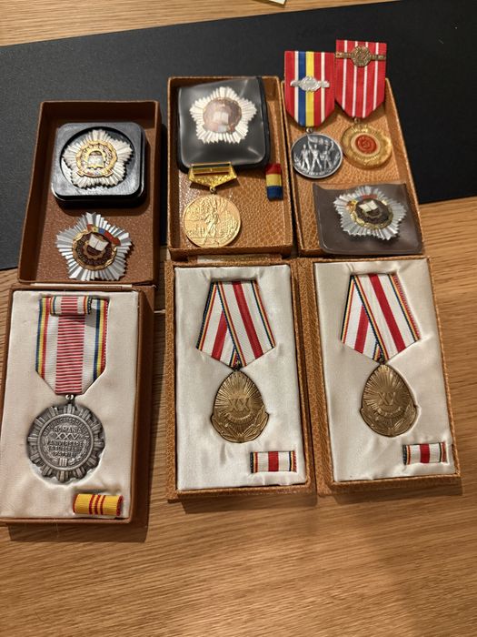 Medalii din epoca comunista