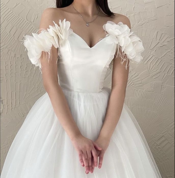 Продам новую свадебное платье