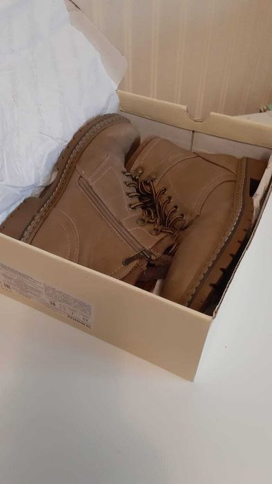 Ботинки женские размер 38