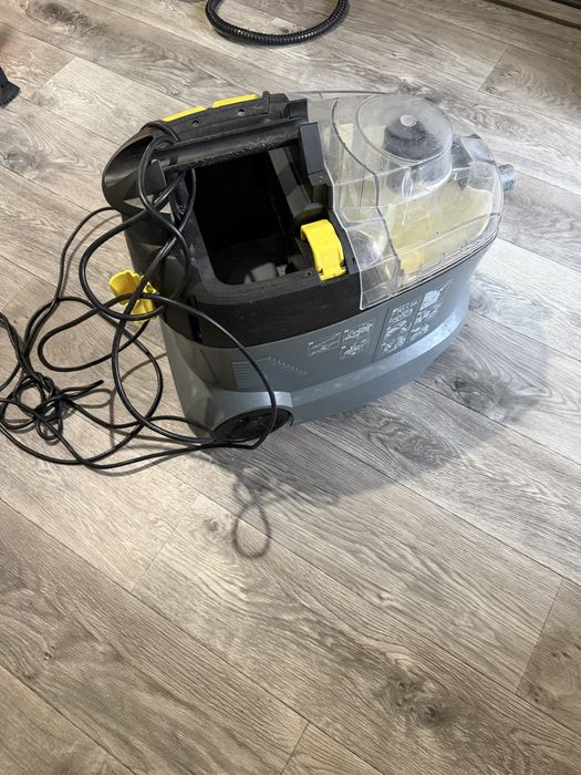Karcher химпылесос