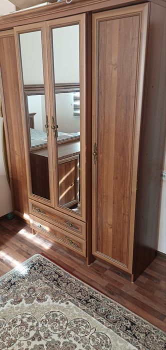 Спальный гарнитур