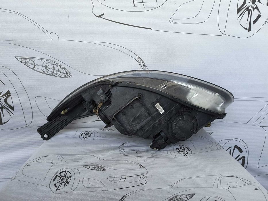 Far Dreapta Uk Halogen Ford Focus 2014 / 2011-2014 Cod OEM BM51-13W029-SB (1E1)