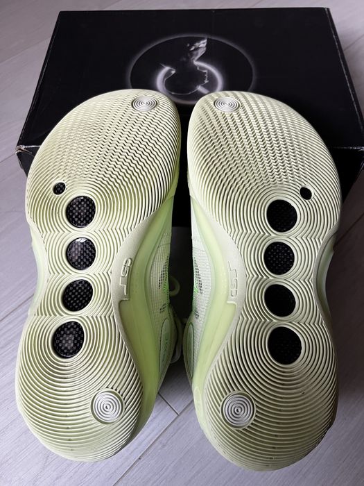 Way of Wade 10 Low "Avocado"