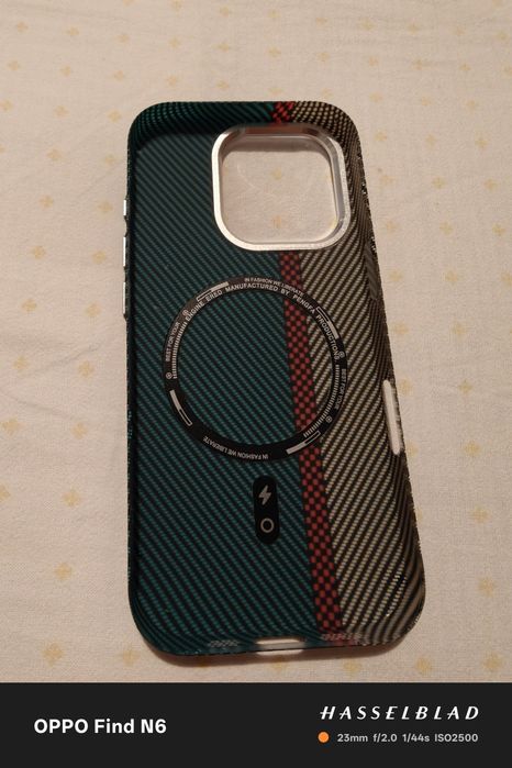 Кейсове iPhone 16 Pro