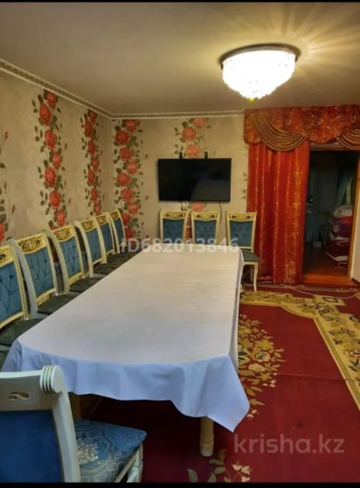 Стол стуль сатылады