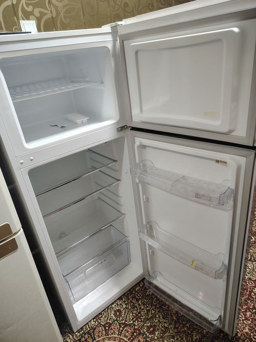 Продаётся холодильник Artel !!! В отличном состоянии !!!