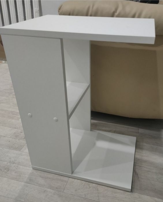 Стол журнальный приставной