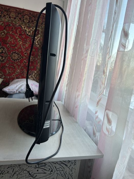 Продам телевизор Самсунг