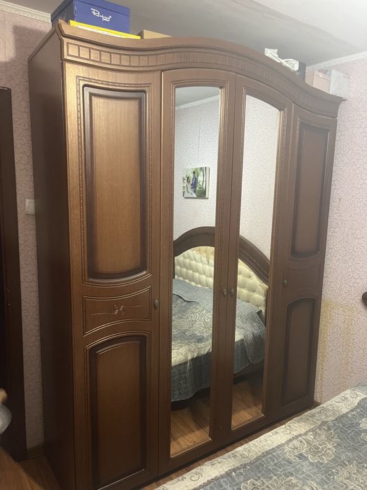 Продам шкаф в спальню