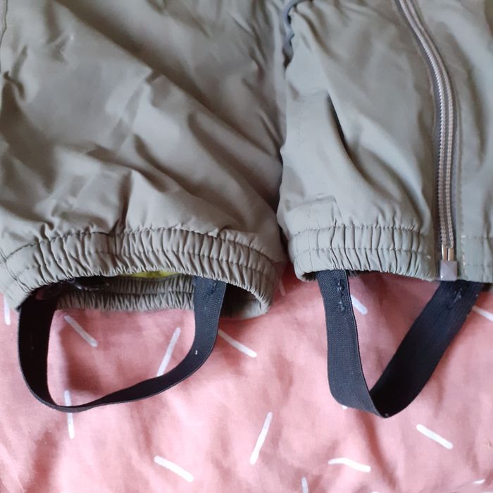 Детско зимно космонавтче